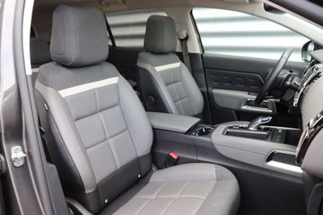 Voertuigafbeelding 19