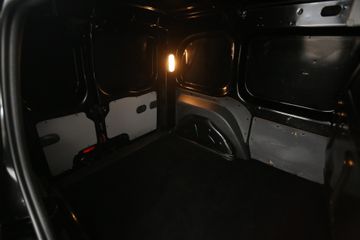 Voertuigafbeelding 18