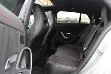 Voertuigafbeelding 10