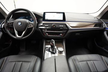 Voertuigafbeelding 3