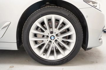 Voertuigafbeelding 37