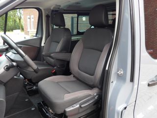 Voertuigafbeelding 6