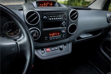 Voertuigafbeelding 8