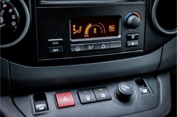 Voertuigafbeelding 9