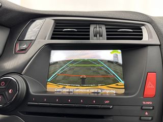 Voertuigafbeelding 13