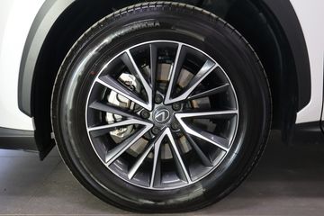 Voertuigafbeelding 4