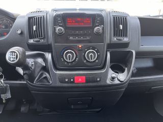 Voertuigafbeelding 11