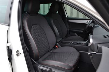 Voertuigafbeelding 8