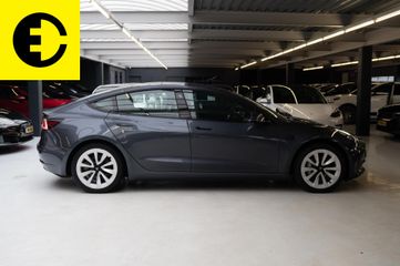 Voertuigafbeelding 13