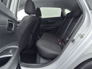 Voertuigafbeelding 12