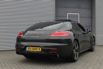 Voertuigafbeelding 3