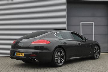 Voertuigafbeelding 4