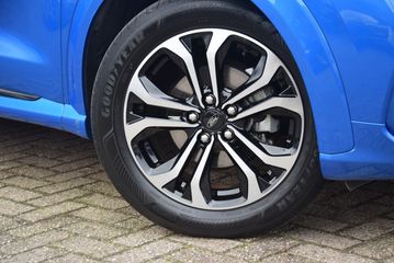 Voertuigafbeelding 6