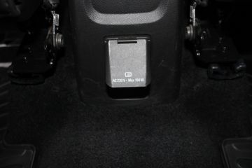 Voertuigafbeelding 5