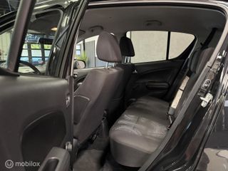 Voertuigafbeelding 12