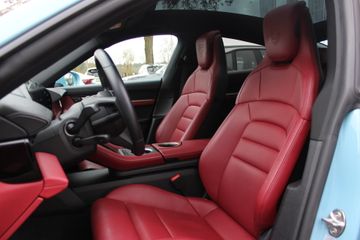 Voertuigafbeelding 4