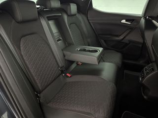 Voertuigafbeelding 34