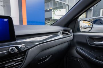 Voertuigafbeelding 35