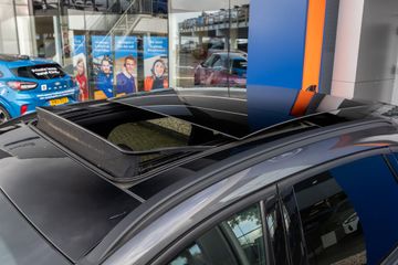 Voertuigafbeelding 7