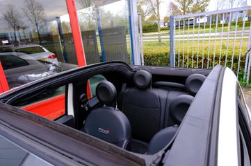 Voertuigafbeelding 13