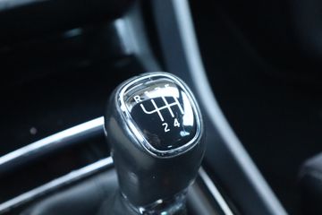 Voertuigafbeelding 25