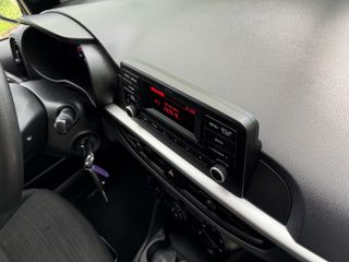 Voertuigafbeelding 19