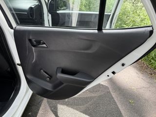 Voertuigafbeelding 77