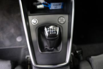 Voertuigafbeelding 17