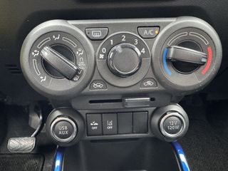 Voertuigafbeelding 9