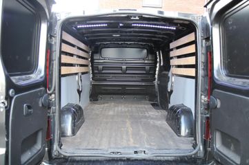 Voertuigafbeelding 6