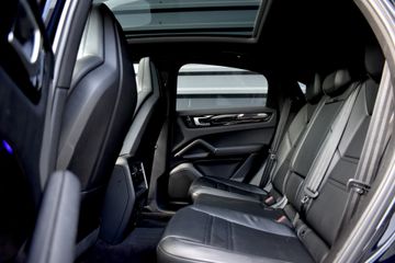 Voertuigafbeelding 7