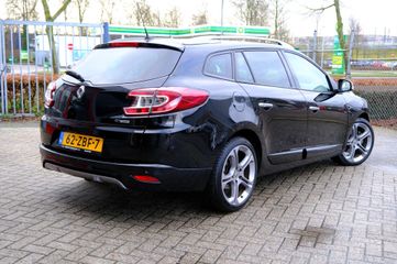 Voertuigafbeelding 2