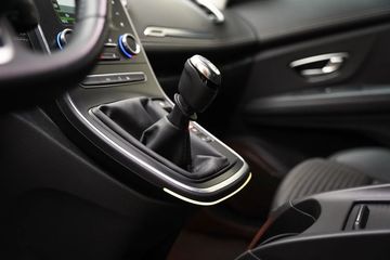 Voertuigafbeelding 24