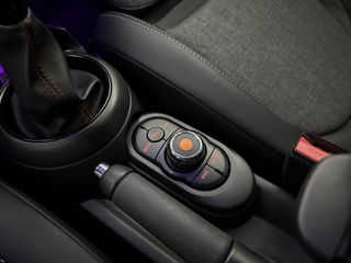 Voertuigafbeelding 26