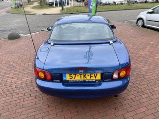 Voertuigafbeelding 11