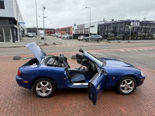 Voertuigafbeelding 30