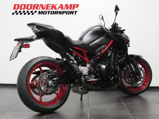 Voertuigafbeelding 5