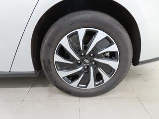 Voertuigafbeelding 4