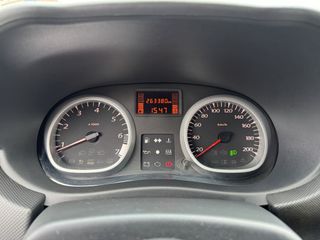 Voertuigafbeelding 13