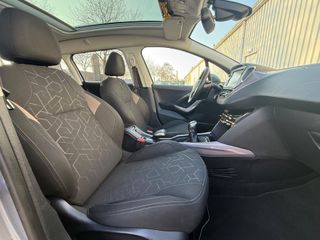 Voertuigafbeelding 13