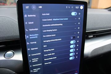 Voertuigafbeelding 16