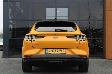 Voertuigafbeelding 36