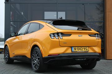 Voertuigafbeelding 39