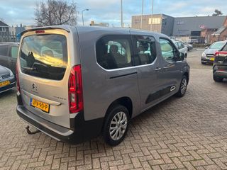 Voertuigafbeelding 4