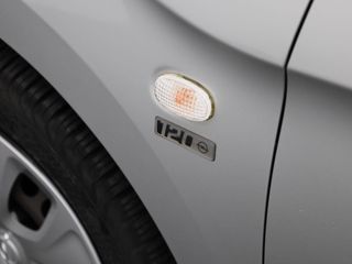 Voertuigafbeelding 12