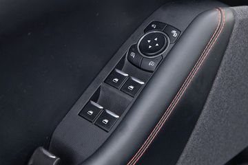 Voertuigafbeelding 9