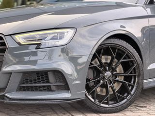 Voertuigafbeelding 9