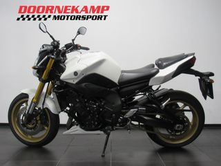 Voertuigafbeelding 3