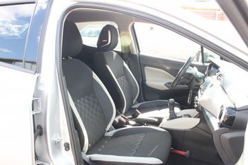 Voertuigafbeelding 16