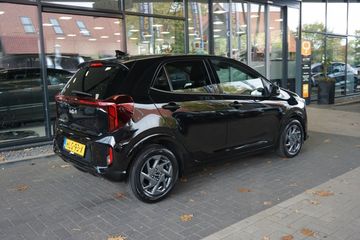 Voertuigafbeelding 2